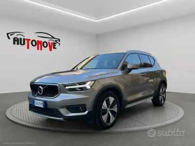 Usata Volvo XC40 Momentum 150 CV (110 kW) 2021 Marrone SUV