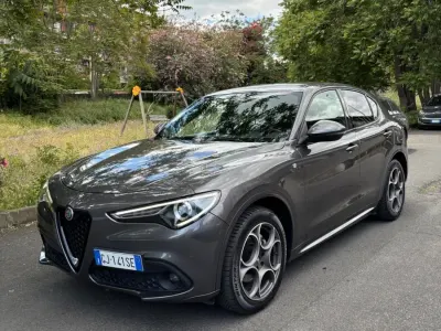 Usata Alfa Romeo Stelvio Ti 209 CV (153 kW) 2022 Grigio SUV
