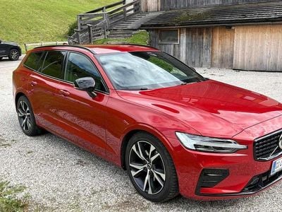 Usata Volvo V60 R-Design 197 CV (144 kW) 2021 Rosso Station wagon
