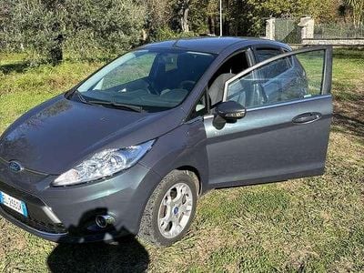 Begagnad Ford Fiesta Titanium 70 HK (51 kW) 2012 Halvkombi