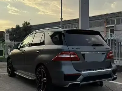 Usata Mercedes ML63 AMG AMG 557 CV (409 kW) 2014 Grigio SUV