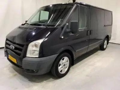 Nuova Ford Transit 140 CV (102 kW) 2026 Bursting green  metallic Furgone
