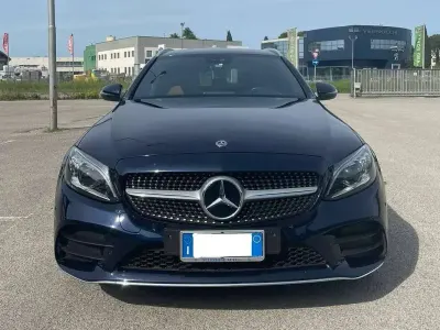 Usata Mercedes C220 Executive 194 CV (142 kW) 2019 Blu/azzurro Station wagon