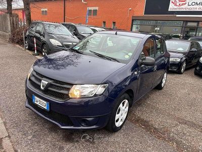 Usata Dacia Sandero Ambiance 75 CV (55 kW) 2014 Blu/azzurro Berlina