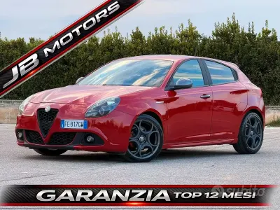 Usata Alfa Romeo Giulietta Super 120 CV (88 kW) 2016 Rosso Utilitaria