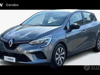 Usata Renault Clio V Equilibre 101 CV (74 kW) 2023 Grigio Berlina