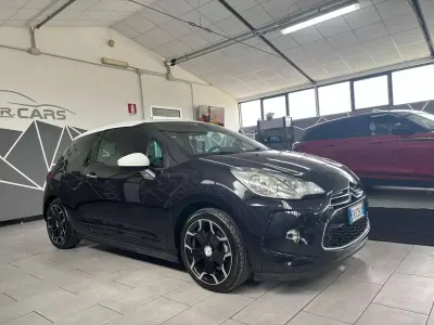 Usata Citroën DS3 Chic 68 CV (50 kW) 2011 Other Utilitaria