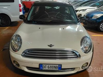Usata Mini Cooper Clubman 120 CV (88 kW) 2009 Bianco Station wagon