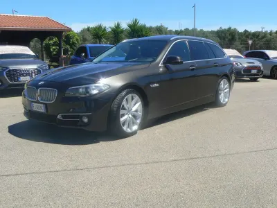 Usata BMW 520 184 CV (135 kW) 2013 Marrone Station wagon