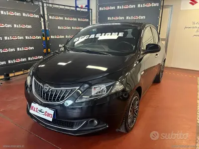 Gebraucht Lancia Ypsilon Gold 69 PS (50 kW) 2021 Schwarz Kleinwagen