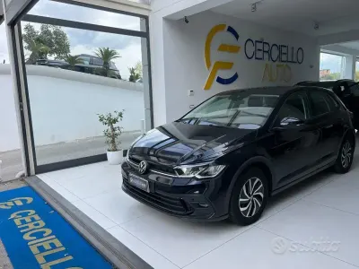 Usata VW Polo Life 95 CV (69 kW) 2023 Antracite pastello Utilitaria
