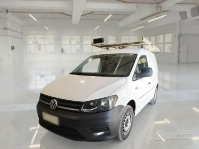 Usata VW Caddy 122 CV (89 kW) 2018 Bianco Monovolume