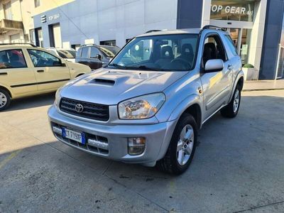 usata Toyota RAV4 RAV 42.0 Tdi D-4D cat 3 porte