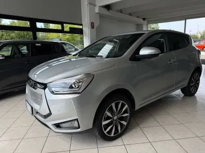 Usata EVO Evo 3 113 CV (83 kW) 2024 Argento SUV