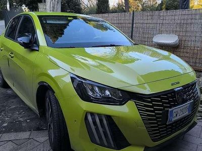 Usata Peugeot 208 Allure 101 CV (74 kW) 2024 Utilitaria