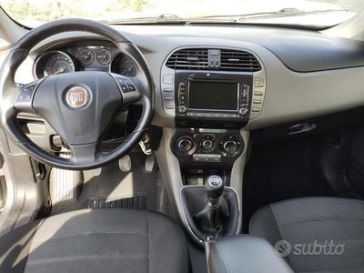 Usata Fiat Bravo 105 CV (77 kW) 2012 Grigio Utilitaria