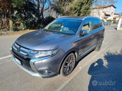 usata Mitsubishi Outlander 2016 2.2 150cv aut Euro 6B