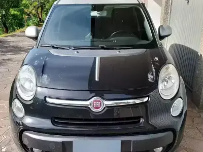 Begagnad Fiat 500L 85 HK (62 kW) 2014 Svart Minibuss