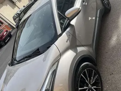 Occasion Toyota C-HR 98 ch (72 kW) 2018 SUV