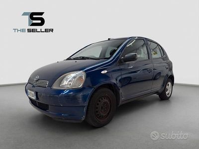 Usata Toyota Yaris Sol 68 CV (50 kW) 2002 Other Berlina