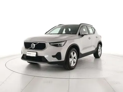 Gebraucht Volvo XC40 163 PS (119 kW) 2023 Silber SUV