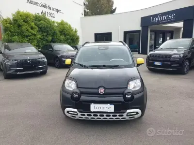 Usado Fiat Panda Cross Cross 69 CV (50 kW) 2025 Negro Utilitario