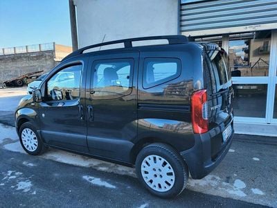 Usata Peugeot Bipper Outdoor 74 CV (54 kW) 2011 Nero Monovolume