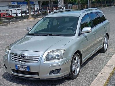 usata Toyota Avensis 2.2 d-4d 16v SW