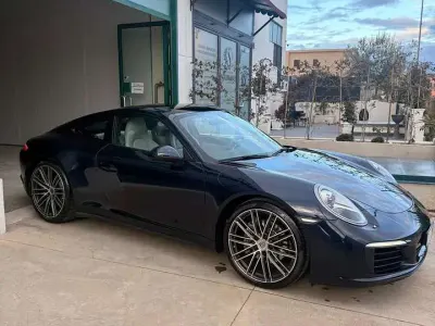 Usata Porsche 911 Carrera 370 CV (272 kW) 2018 Blu/azzurro Coupé