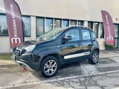 Occasion Fiat Panda Cross Cross 80 ch (58 kW) 2015 Noir Citadine