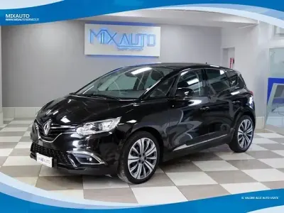 Occasion Renault Scenic E-Tech Business 140 PK (102 kW) 2021 Zwart MPV