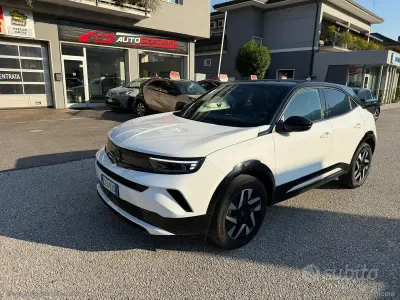 Usata Opel Mokka 131 CV (96 kW) 2025 Bianco SUV