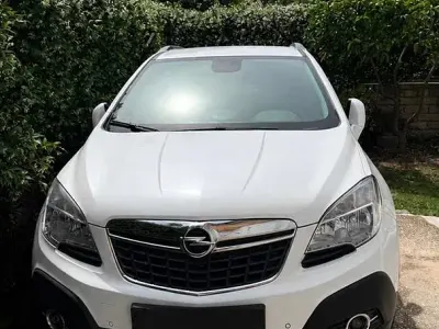 Usata Opel Mokka Cosmo 131 CV (96 kW) 2013 Bianco SUV