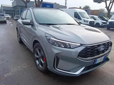 Usata Ford Kuga ST-Line X 151 CV (111 kW) 2024 SUV