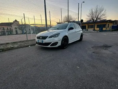Usata Peugeot 308 GT-line 120 CV (88 kW) 2017 Bianco Berlina