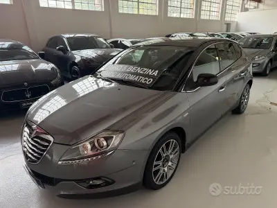 Usata Lancia Delta Platinum 200 CV (147 kW) 2012 Grigio Utilitaria