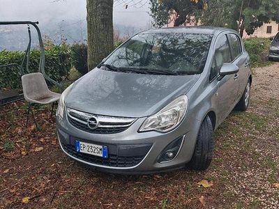 Usata Opel Corsa 85 CV (62 kW) 2013 Grigio Utilitaria