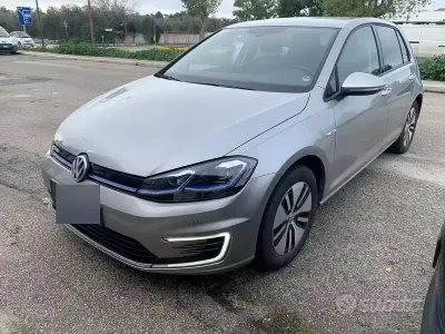 Usata VW e-Golf 100 kW (136 CV) 2019 Grigio Utilitaria