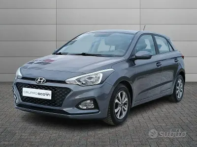 Begagnad Hyundai i20 75 HK (55 kW) 2019 Grå Halvkombi