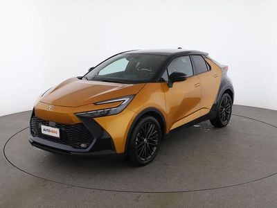 Usata Toyota C-HR Lounge 223 CV (164 kW) 2024 Oro SUV