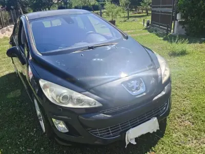 Usata Peugeot 308 109 CV (80 kW) 2010 Nero Berlina