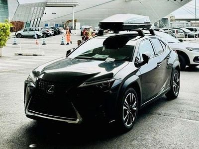 Usata Lexus UX 250h Luxury Line 184 CV (135 kW) 2019 Nero SUV