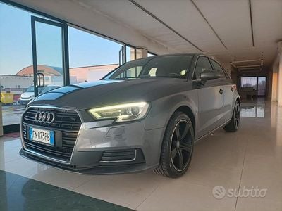 Usata Audi A3 150 CV (110 kW) 2018 Grigio Berlina