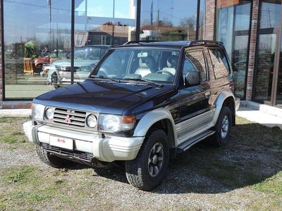 Usata Mitsubishi Pajero Top 208 CV (152 kW) 1995 Blu/azzurro SUV