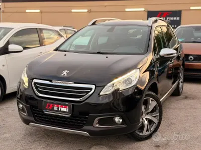 Usata Peugeot 2008 Allure 100 CV (73 kW) 2016 Nero SUV