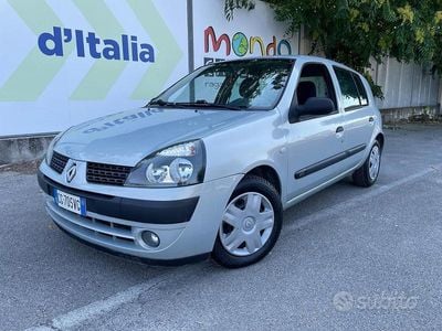 Renault Clio II