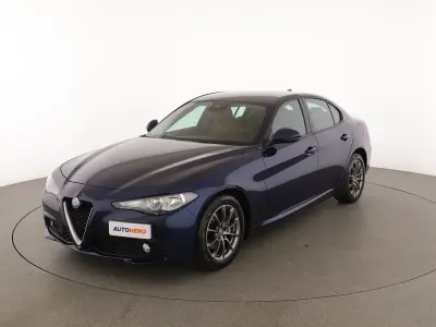 Usata Alfa Romeo Giulia Super 150 CV (110 kW) 2018 Blu Berlina
