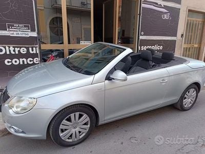 Usata VW Eos 150 CV (110 kW) 2006 Grigio Cabrio