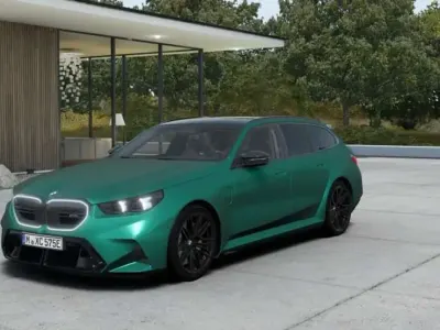 Nuova BMW M5 727 CV (534 kW) 2026 Individual Station wagon