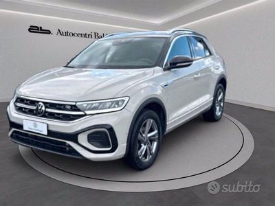 Usata VW T-Roc R-line 150 CV (110 kW) 2023 Ascot grey SUV